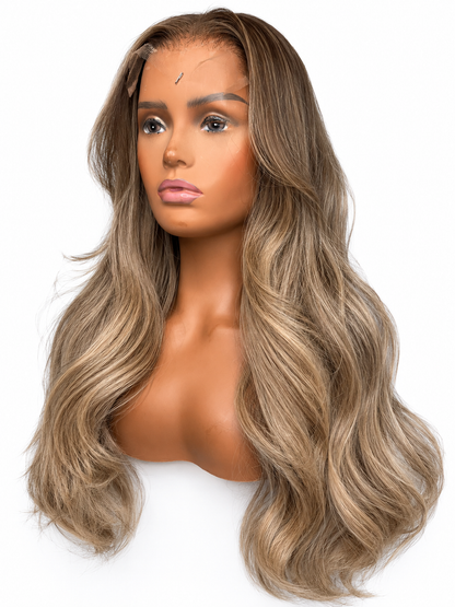 SEE- Blonde geschichtete Perücke